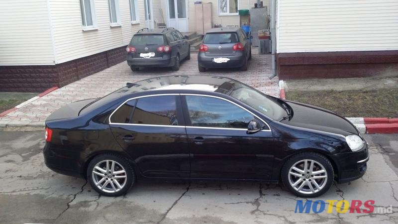 2008' Volkswagen Jetta photo #1