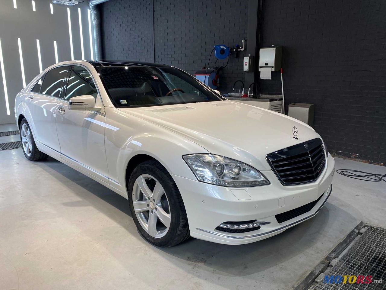 2012' Mercedes-Benz S-Class photo #1