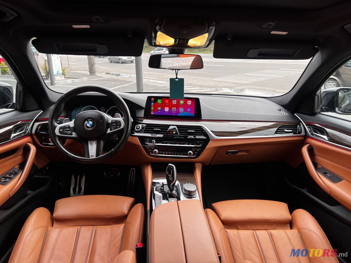 2019' BMW 5 Series photo #5