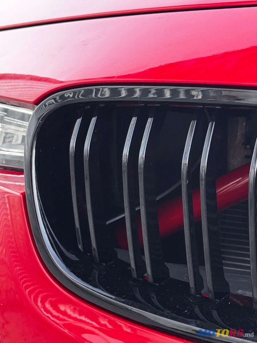 2017' BMW 3 Series photo #3