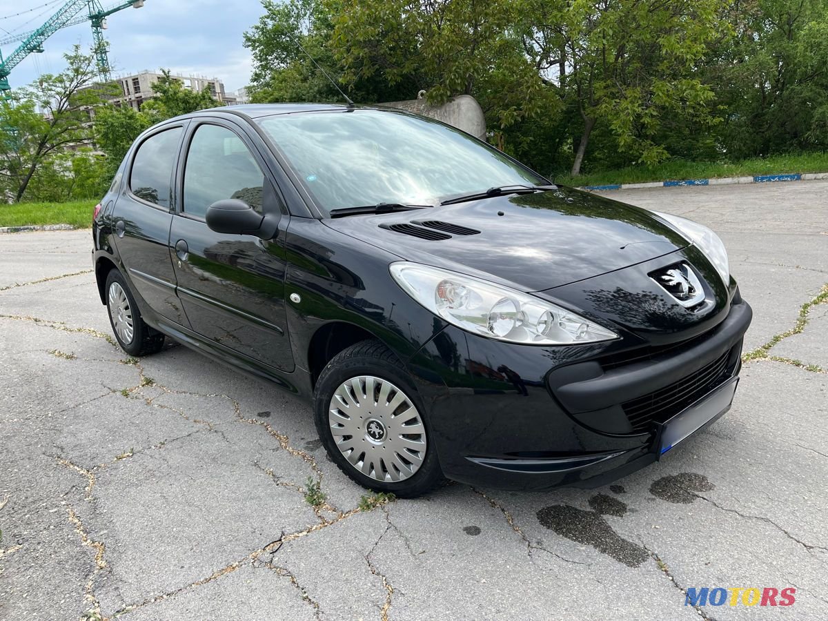 2010' Peugeot 206 photo #1