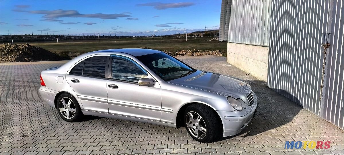 2002' Mercedes-Benz C-Class photo #6
