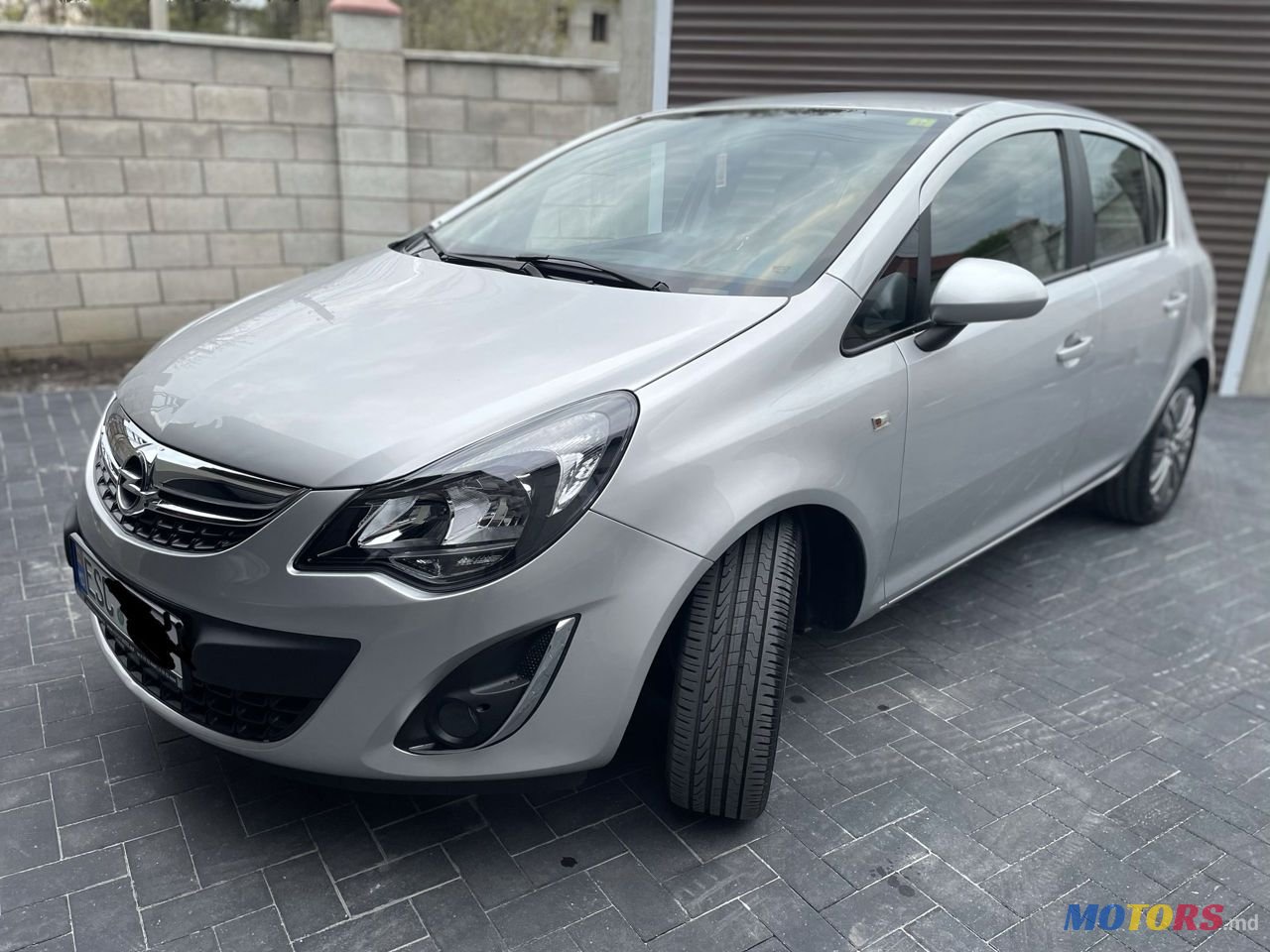 2014' Opel Corsa photo #2