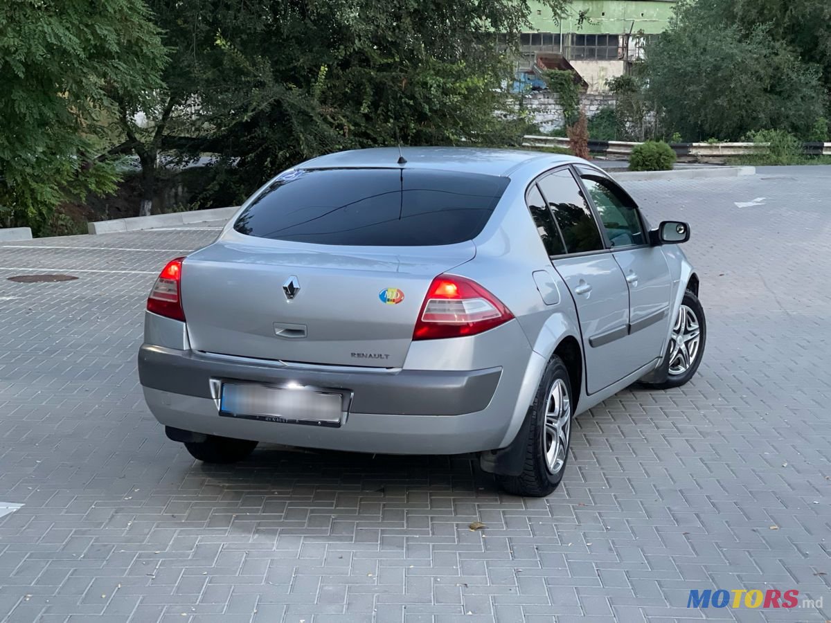 2007' Renault Megane photo #3