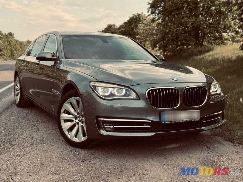 2013' BMW 7 Series photo #1