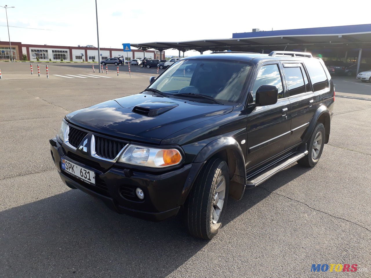 2007' Mitsubishi Pajero Sport photo #4