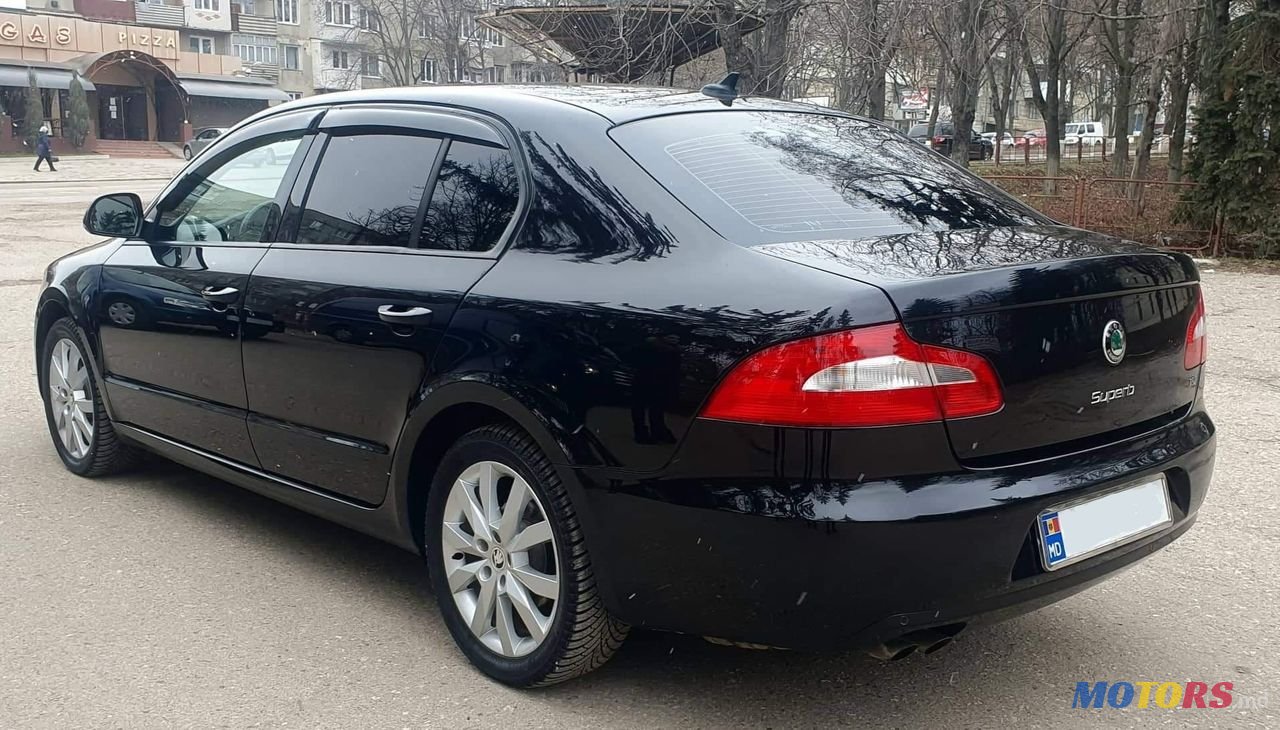2010' Skoda Superb photo #3