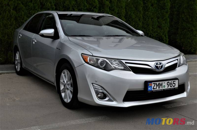 2013' Toyota Camry photo #1