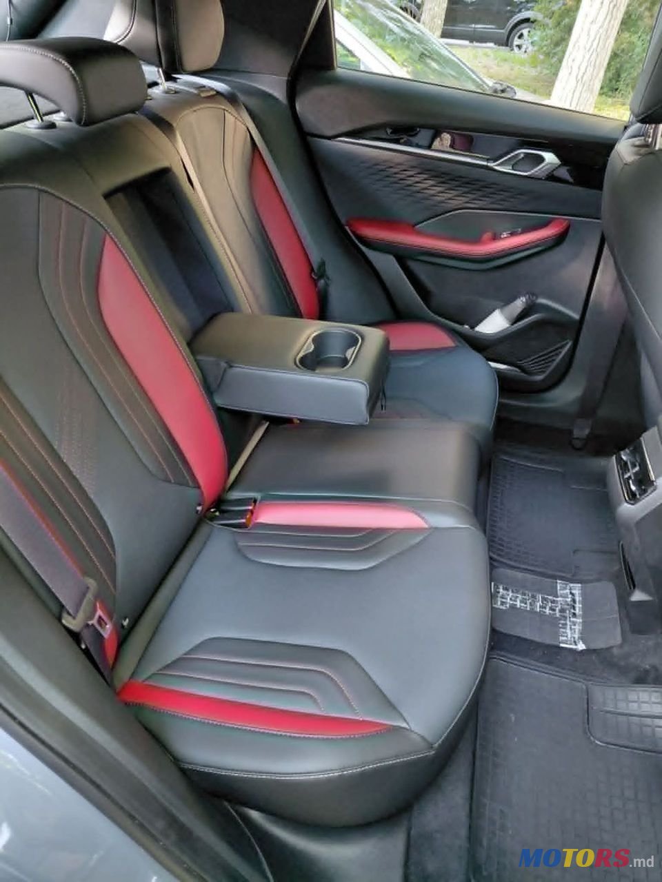 2024' Geely Coolray photo #5