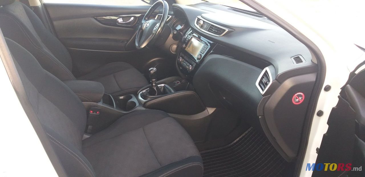 2015' Nissan Qashqai photo #6