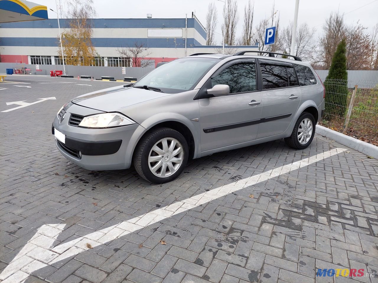 2005' Renault Megane photo #3