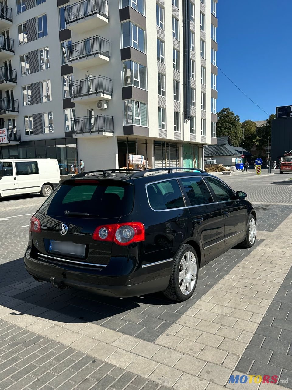 2010' Volkswagen Passat photo #5