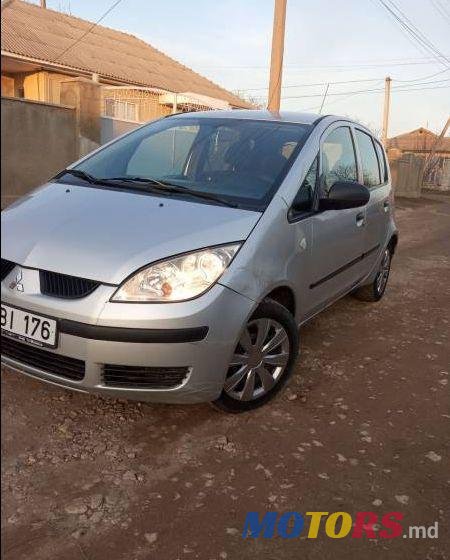 2007' Mitsubishi Colt photo #1