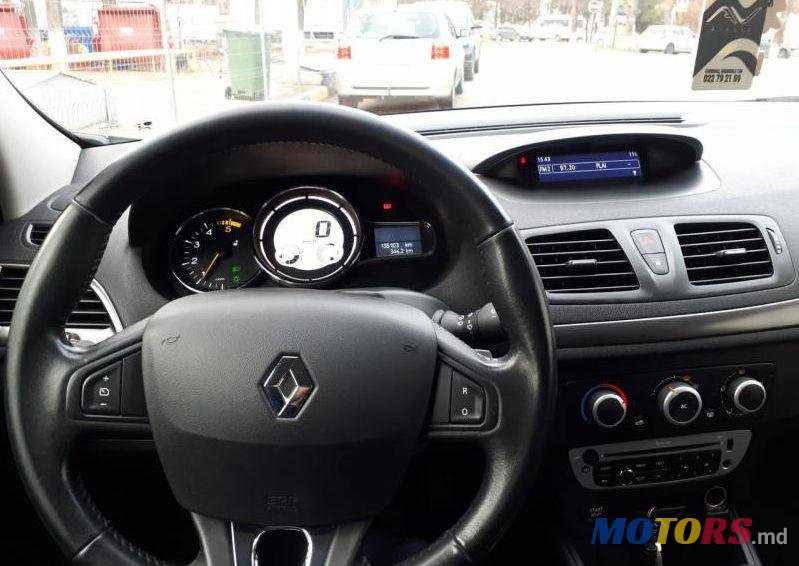 2014' Renault Megane photo #1