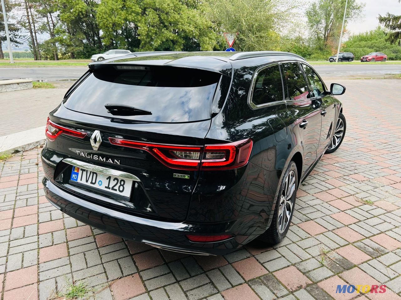 2016' Renault Talisman photo #3