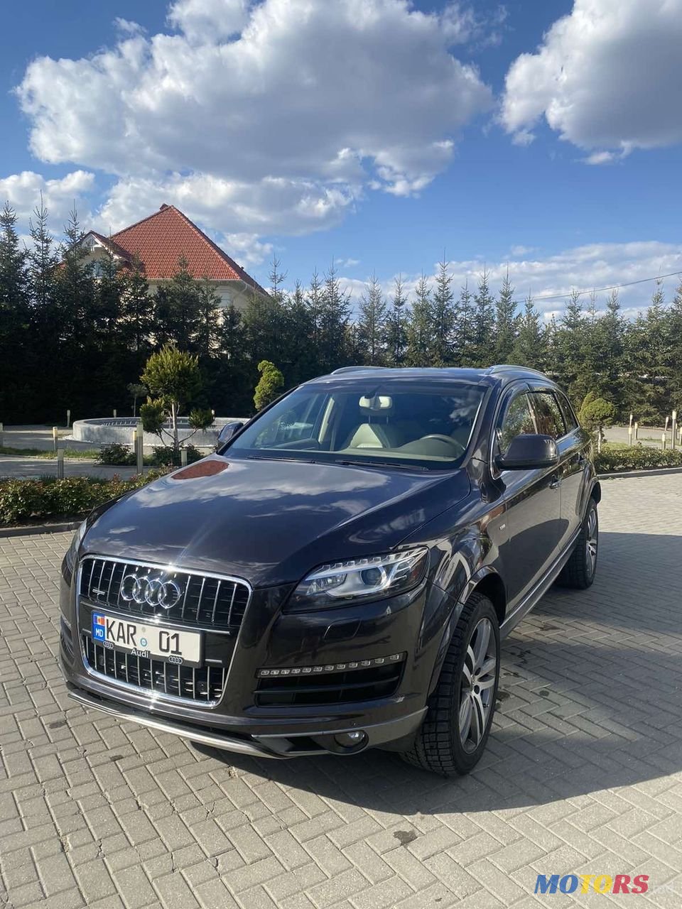 2011' Audi Q7 photo #1