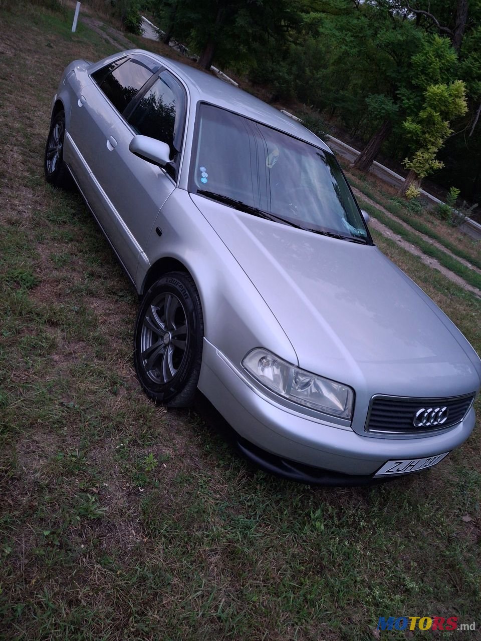 2000' Audi A8 photo #1