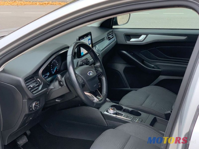 2019' Ford Focus photo #6