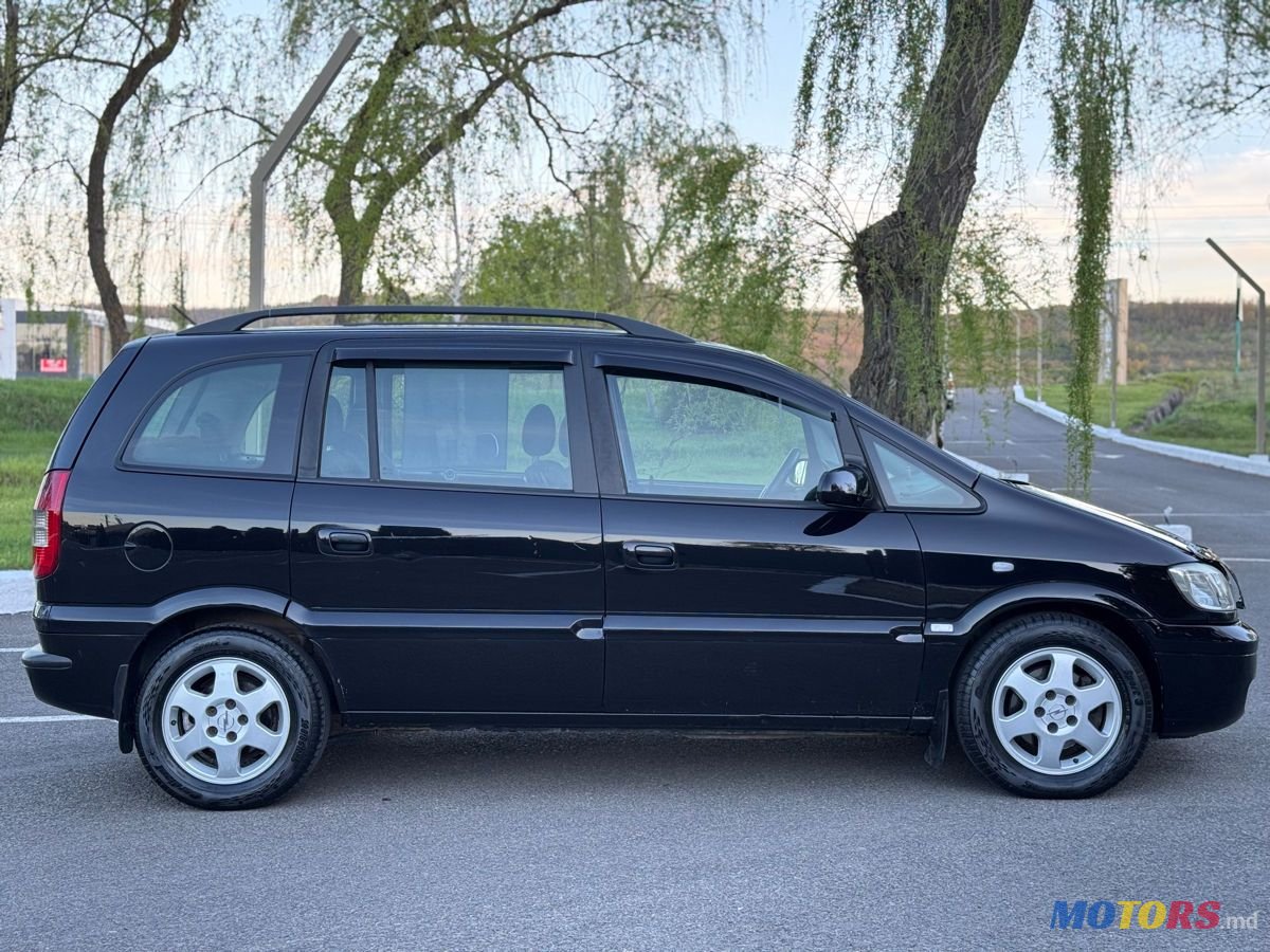 2005' Opel Zafira photo #4