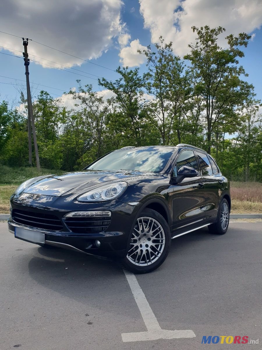 2013' Porsche Cayenne photo #1