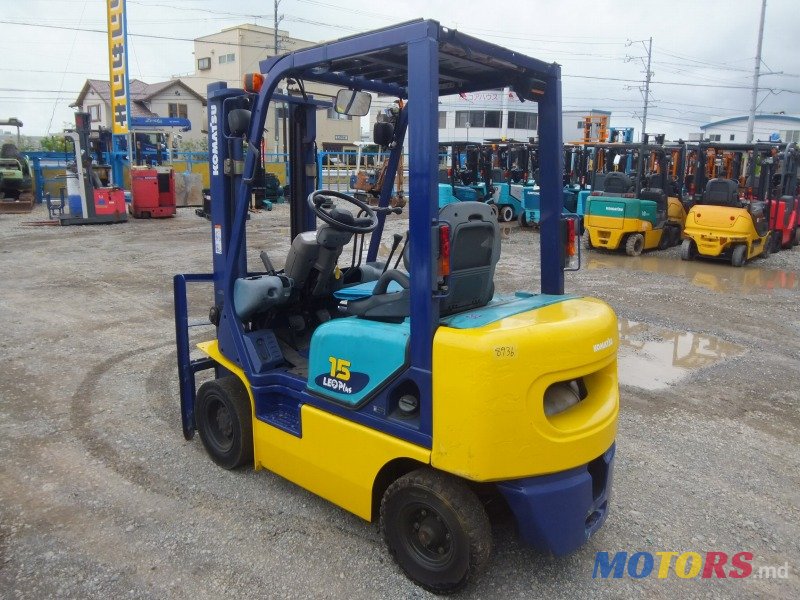 2006' Toyota 2005 photo #5