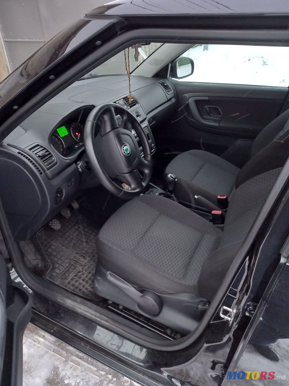 2012' Skoda Fabia photo #5