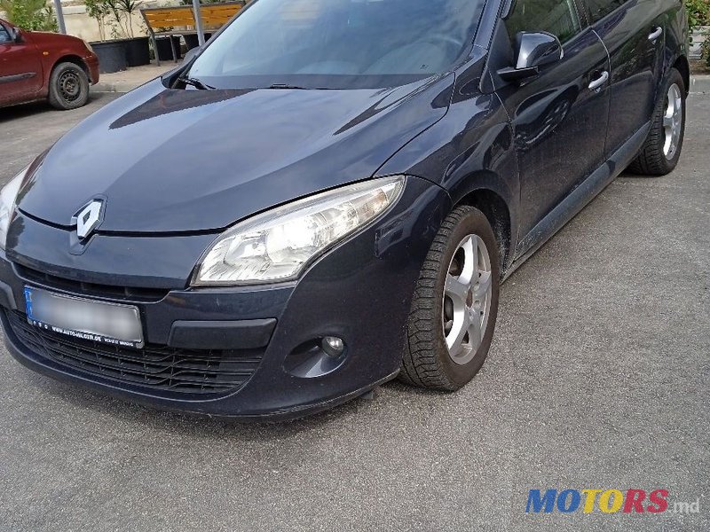 2010' Renault Megane photo #5