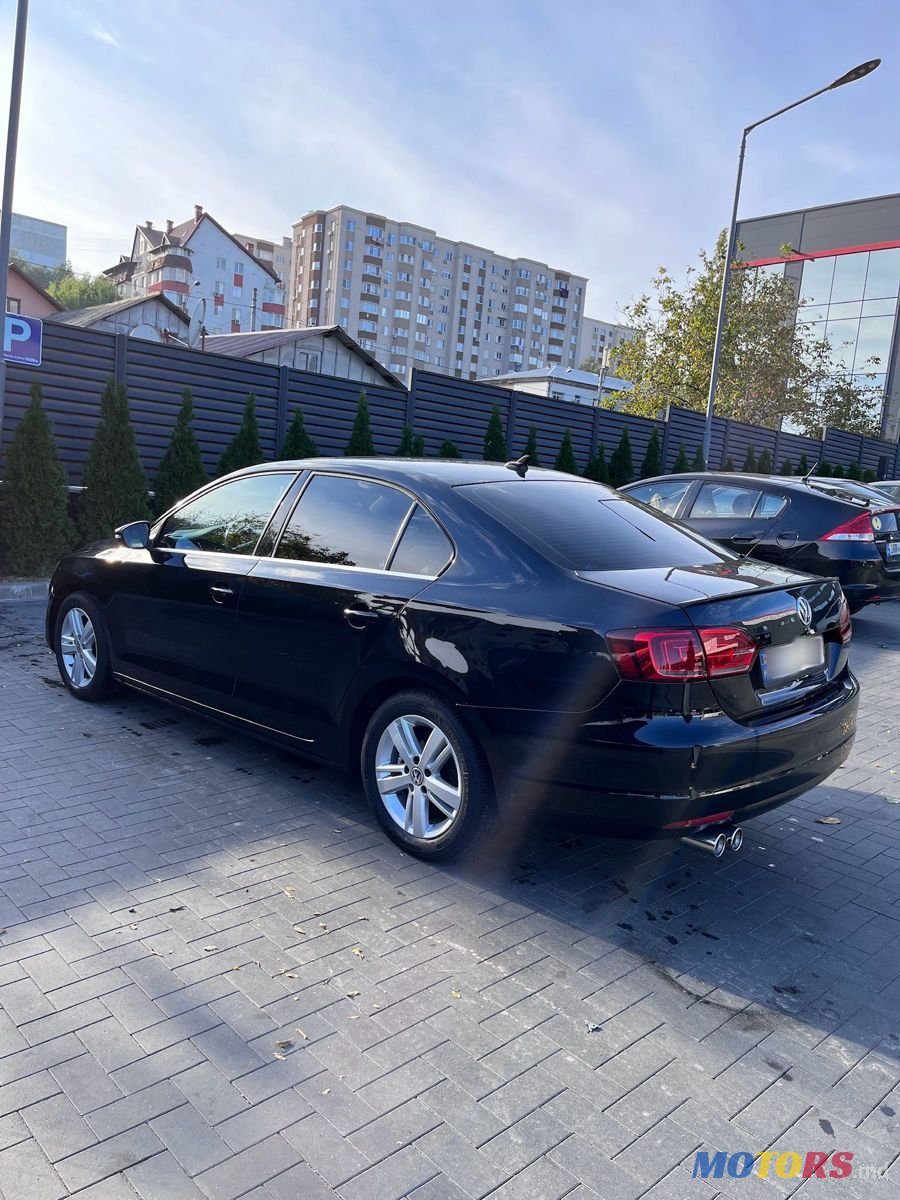 2014' Volkswagen Jetta photo #5