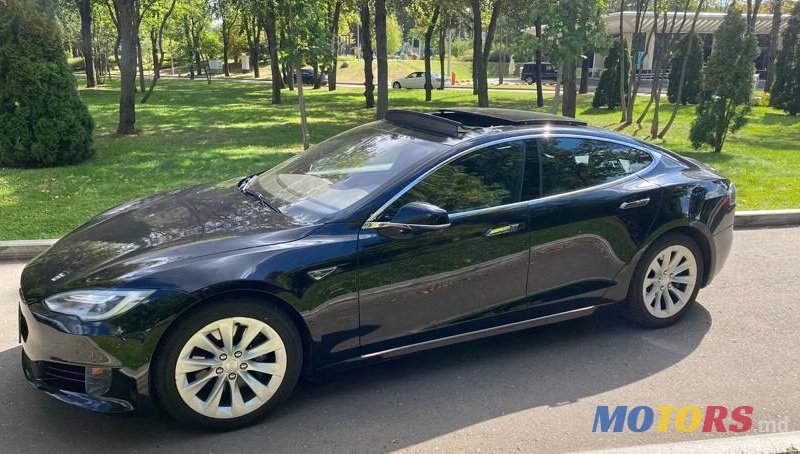 2016' Tesla Model S 70D photo #3