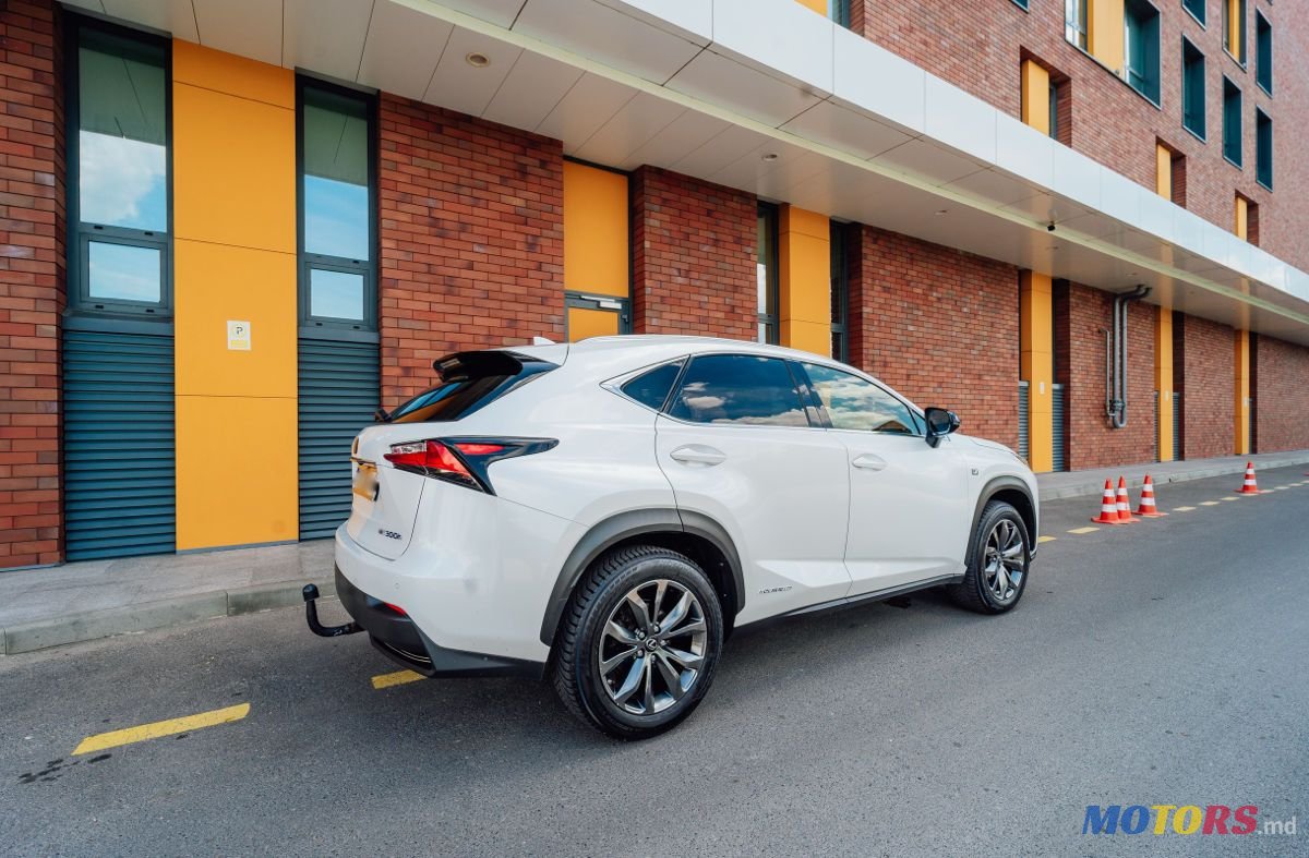 2016' Lexus Nx Series photo #2