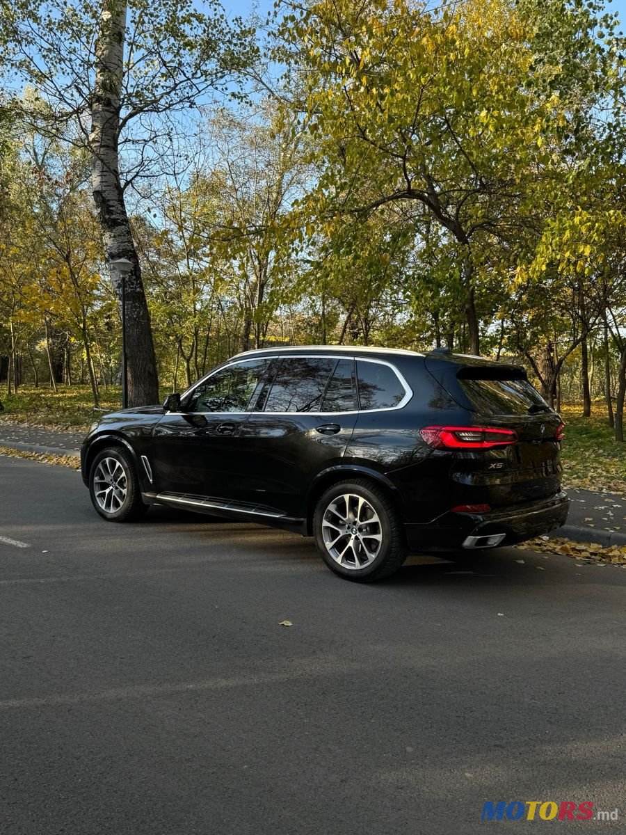 2019' BMW X5 photo #2