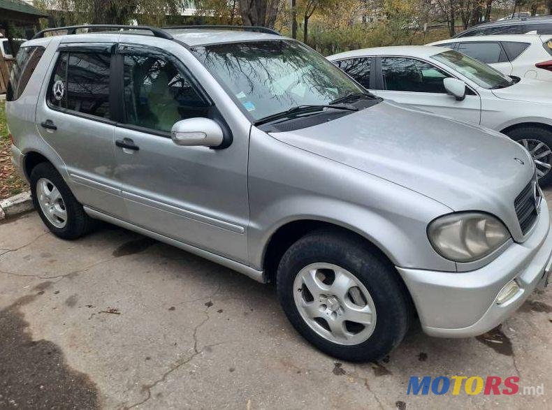 2004' Mercedes-Benz Ml photo #4