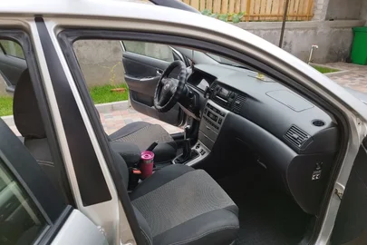2005' Toyota Corolla