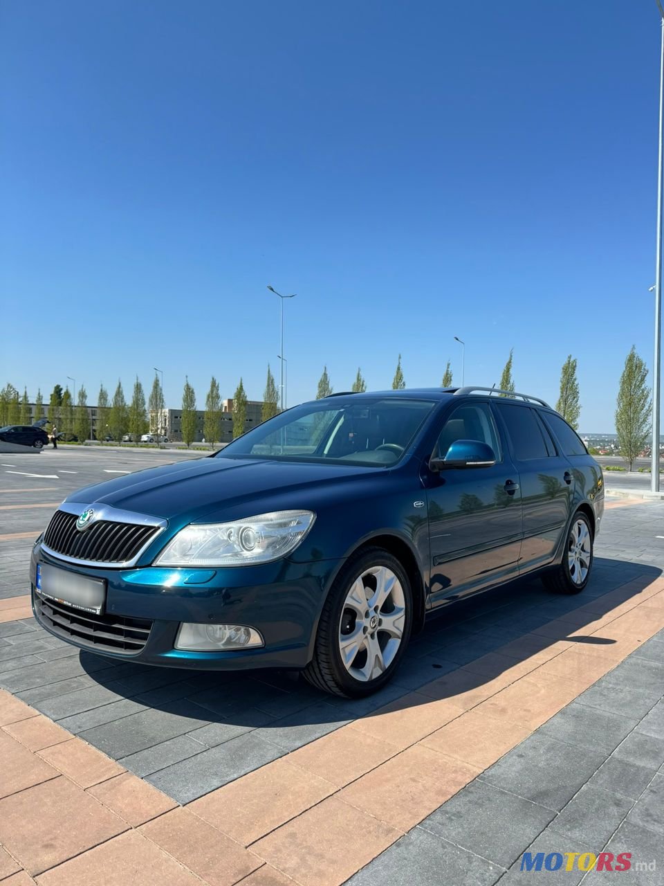 2011' Skoda Octavia photo #2