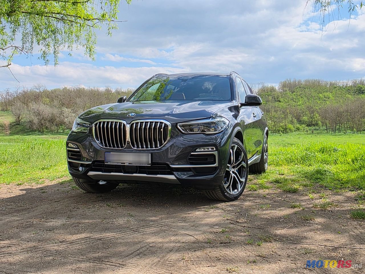 2020' BMW X5 photo #2