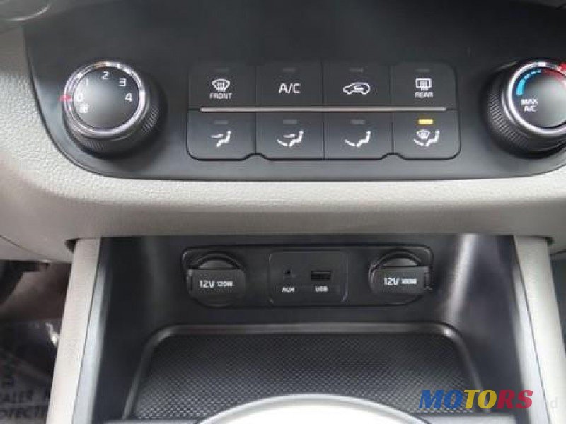 2015' Kia Sportage photo #3