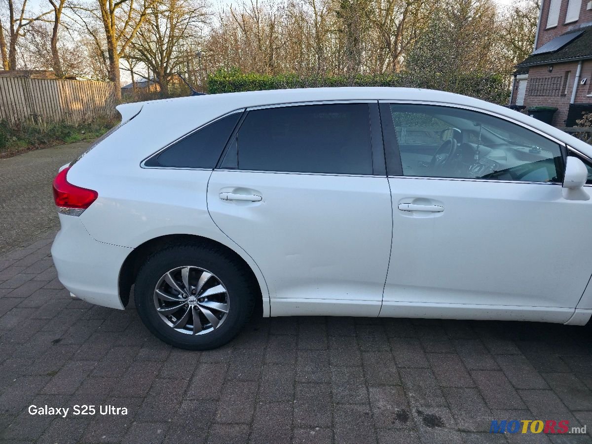2012' Toyota Venza photo #5