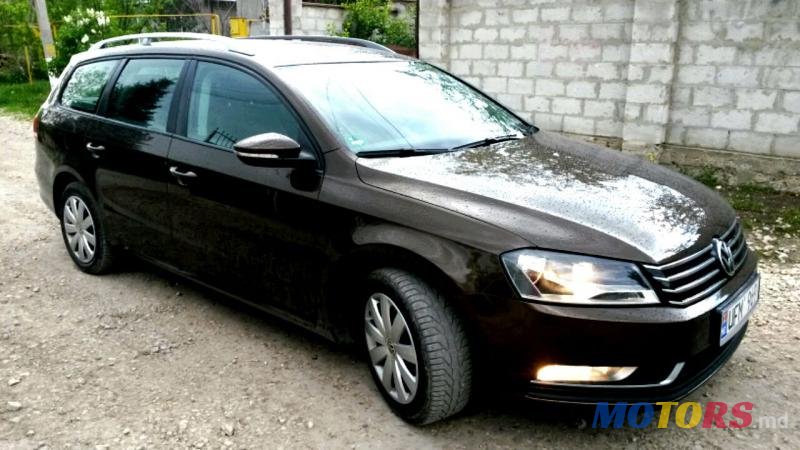 2013' Volkswagen Passat photo #7