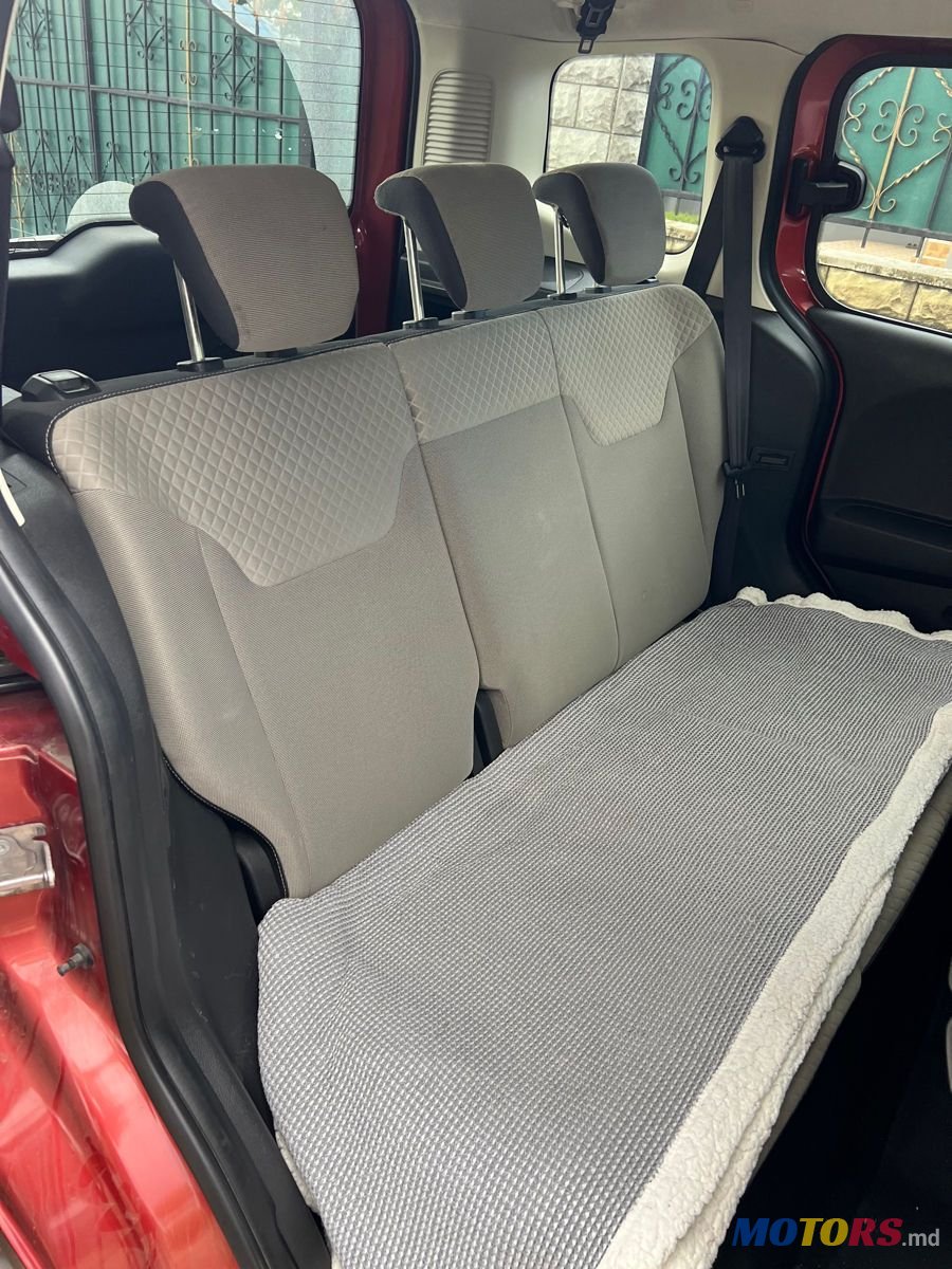 2014' Ford Tourneo Connect photo #5