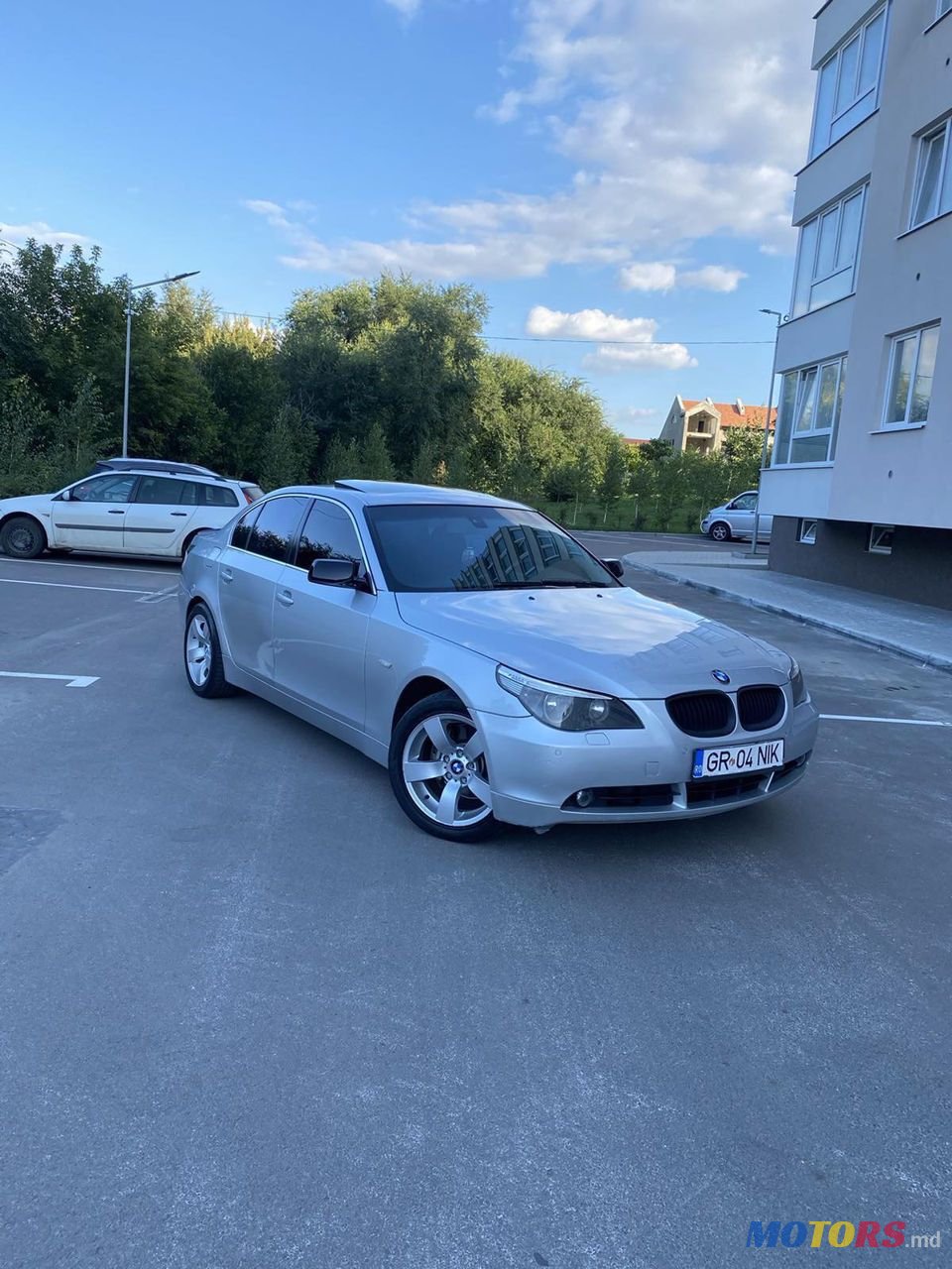 2004' BMW 5 Series photo #1