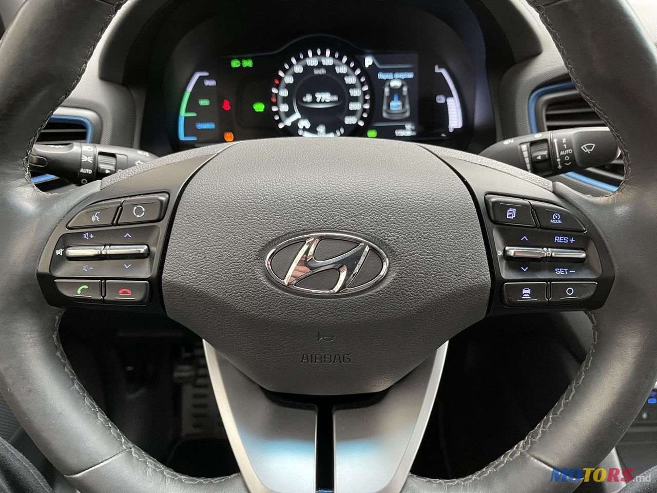 2016' Hyundai Ioniq photo #6