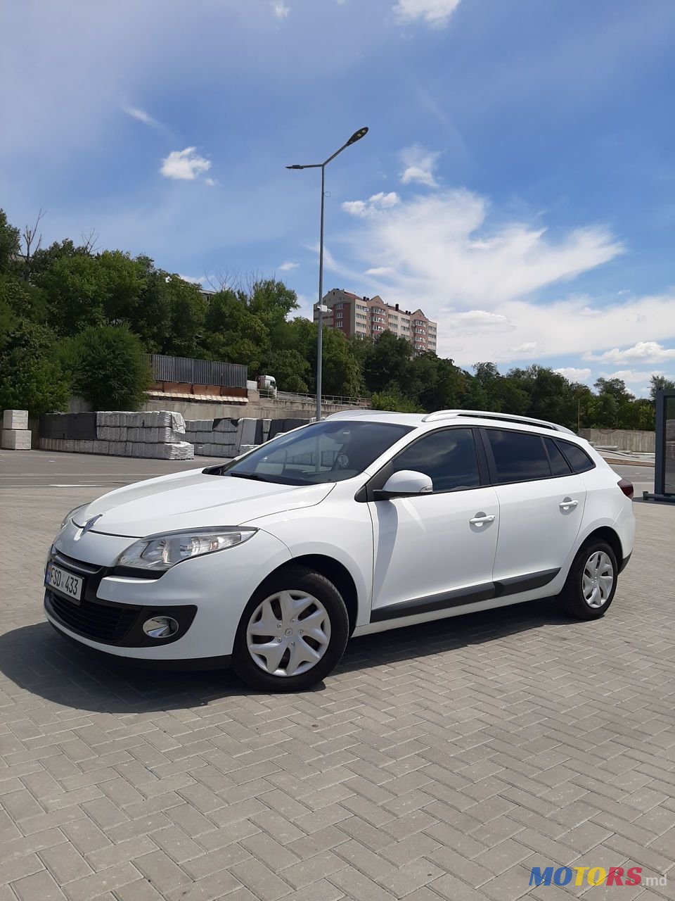 2013' Renault Megane photo #1