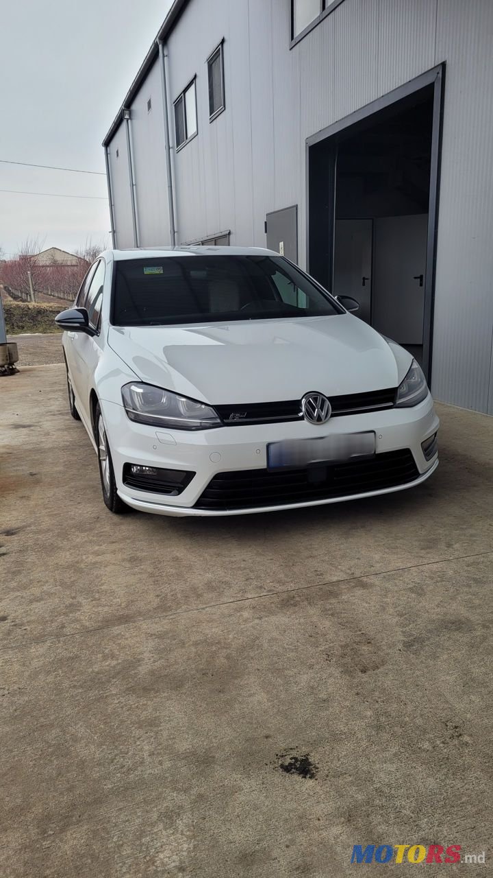 2007' Volkswagen Golf photo #2