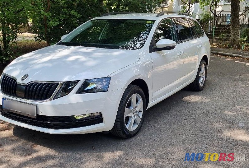 2019' Skoda Octavia photo #1