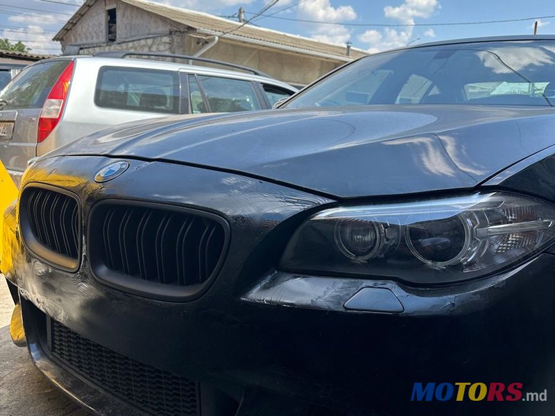 2016' BMW 5 Series photo #3