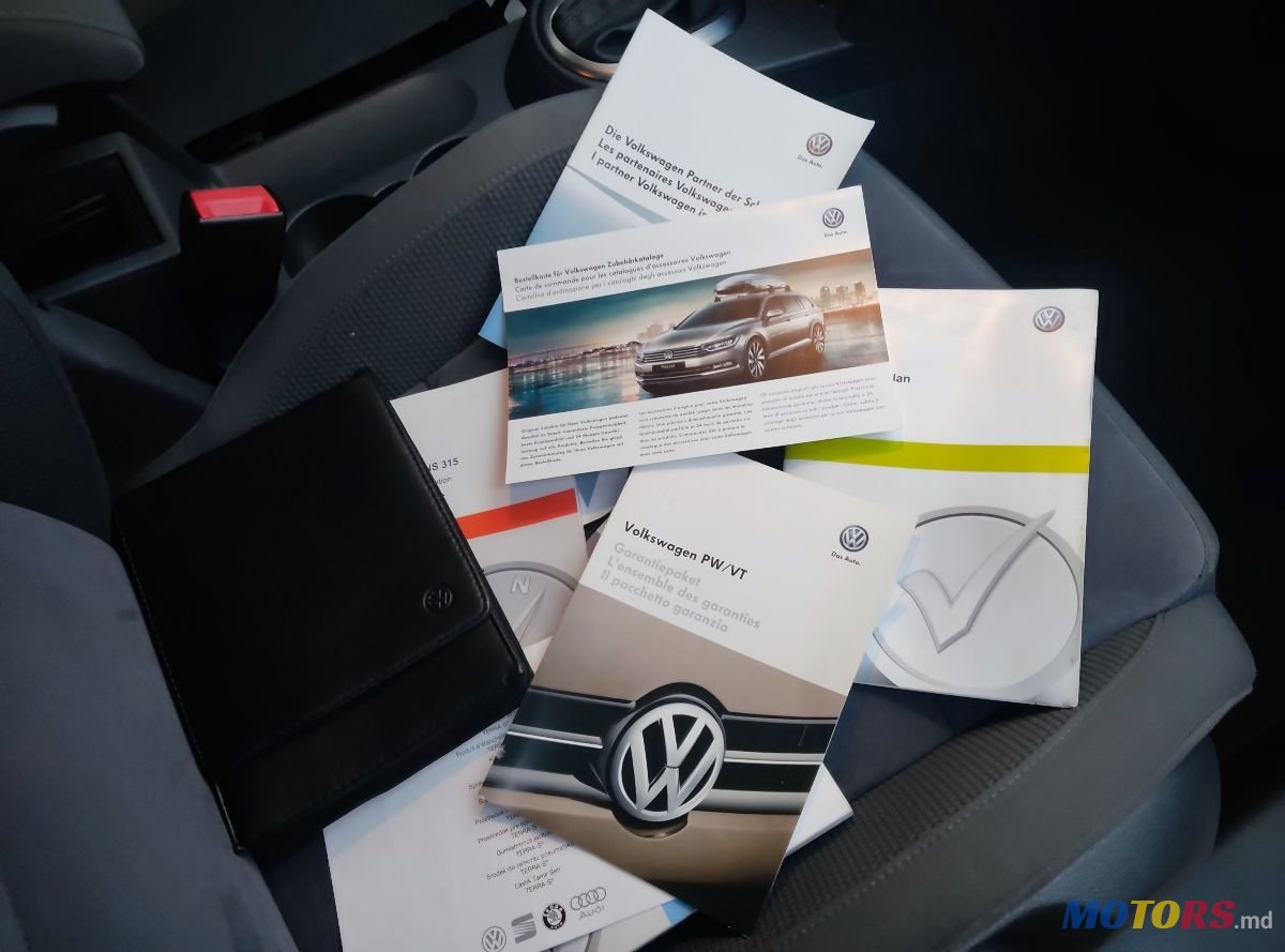 2015' Volkswagen Touran photo #6