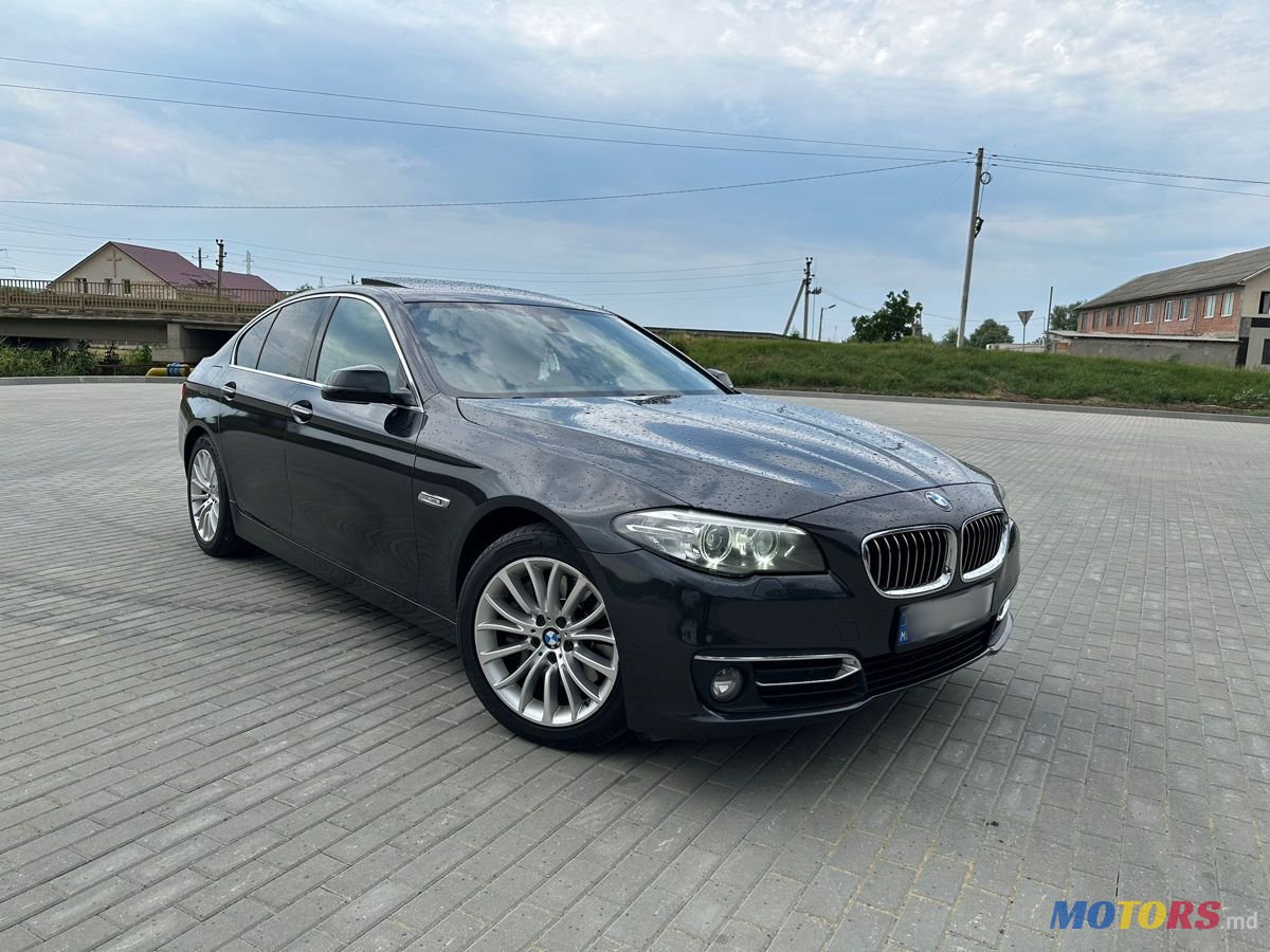 2016' BMW 5 Series photo #1