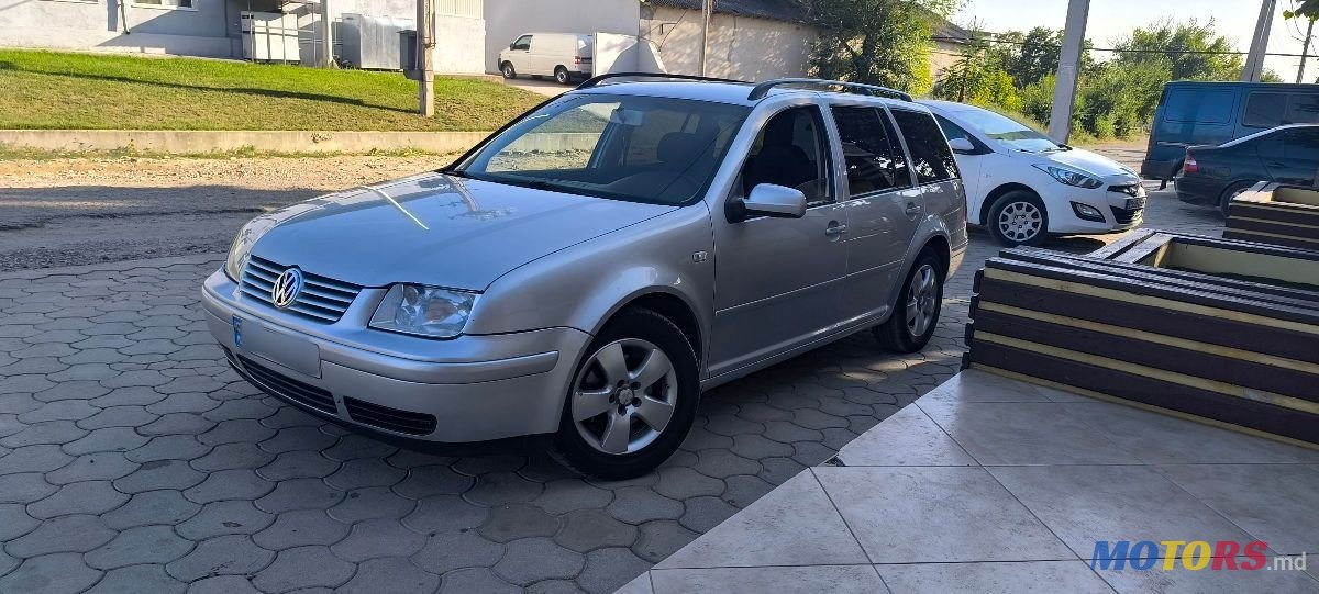 2004' Volkswagen Jetta photo #4