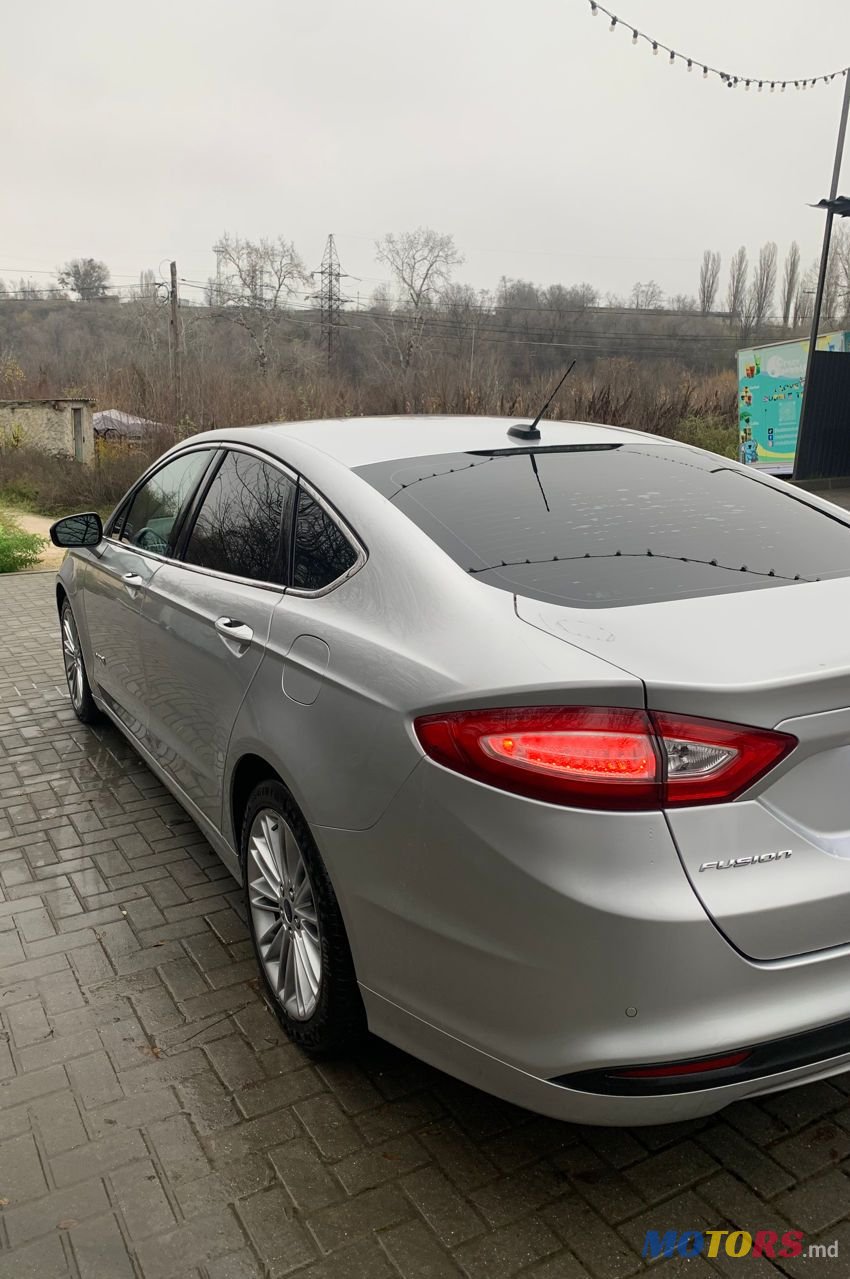 2014' Ford Fusion photo #3