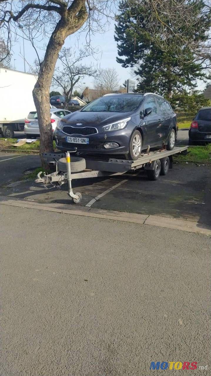 2013' Kia Ceed photo #3